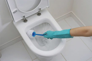 Come rimuovere il calcare nella toilette