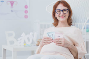 È possibile rimanere incinta durante la menopausa